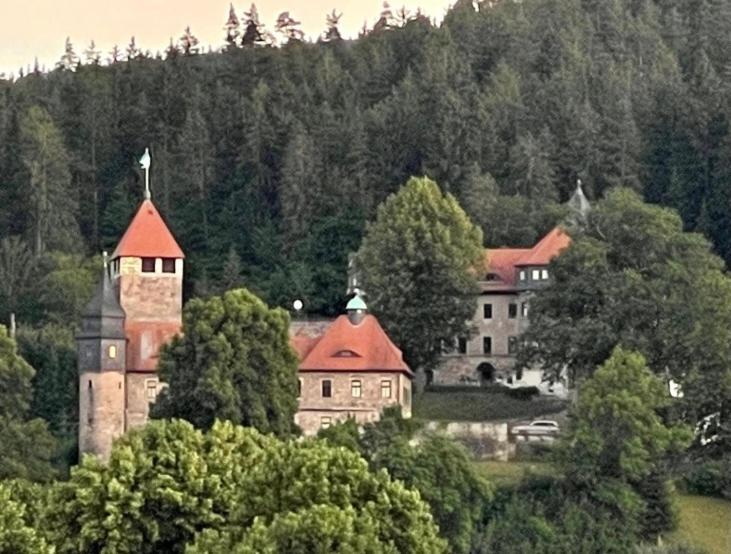 埃尔格尔斯堡斯罗斯酒店 Elgersburg 外观 照片